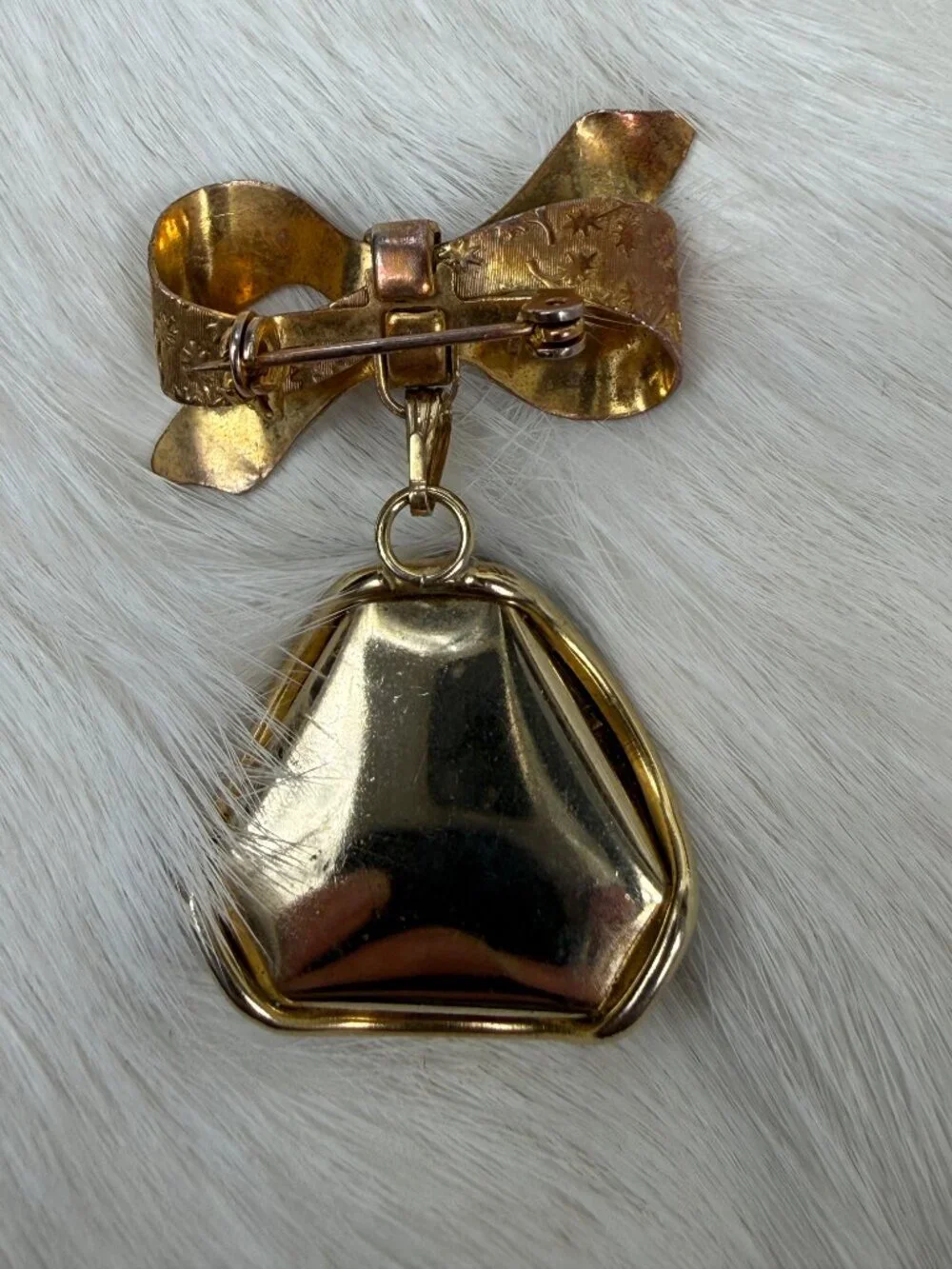 Vintage Gold Tone Textured Ribbon Bow w/ Art Glass Cab Dangle 2